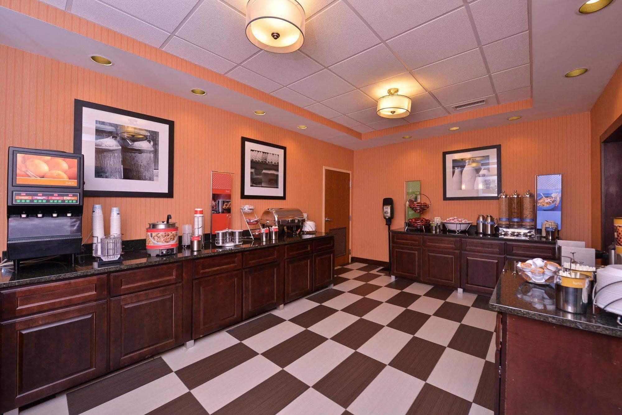 Hampton Inn Lehighton - Jim Thorpe Екстер'єр фото